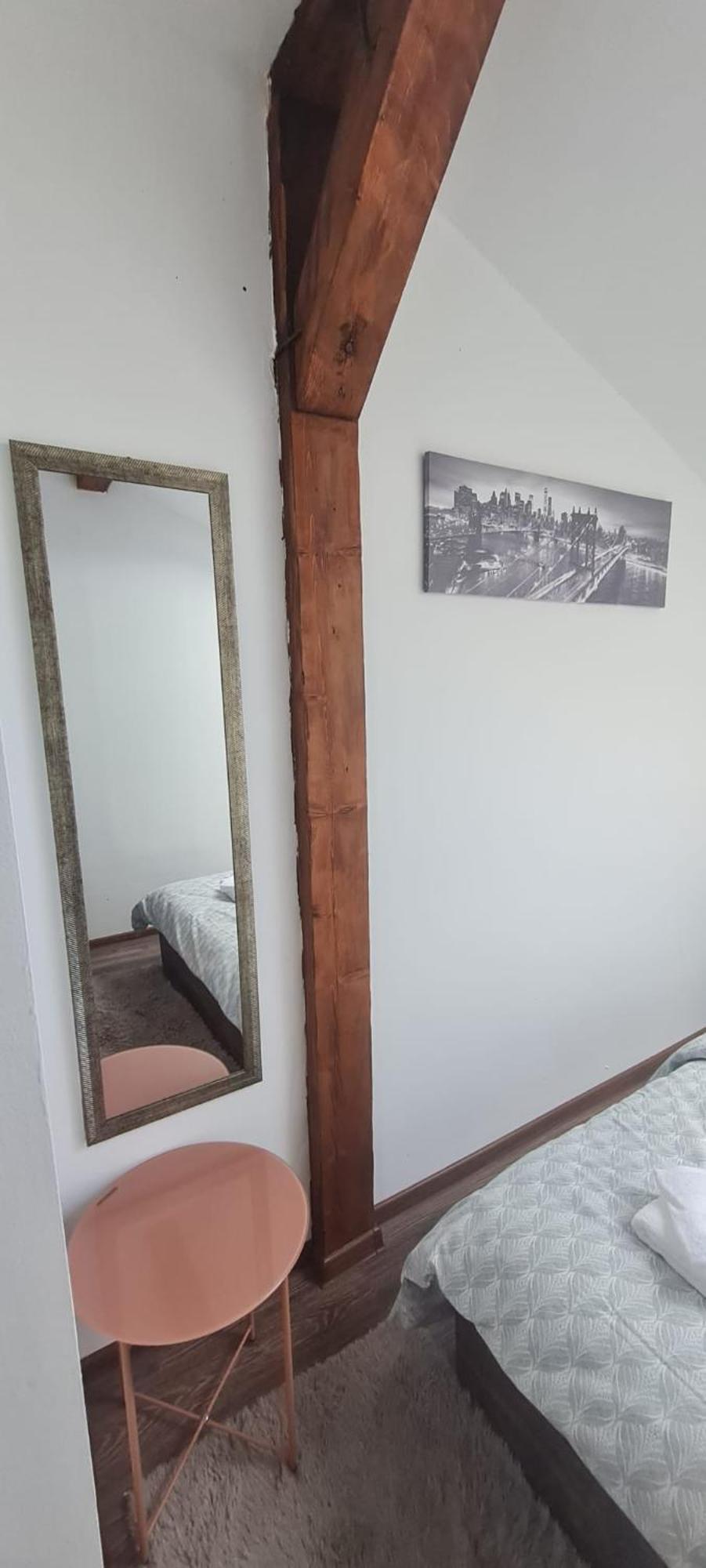 Cosy 2 Bedroom Apartment In New Town Braşov Exteriör bild