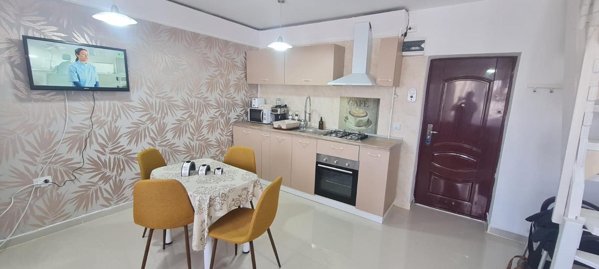 Cosy 2 Bedroom Apartment In New Town Braşov Exteriör bild