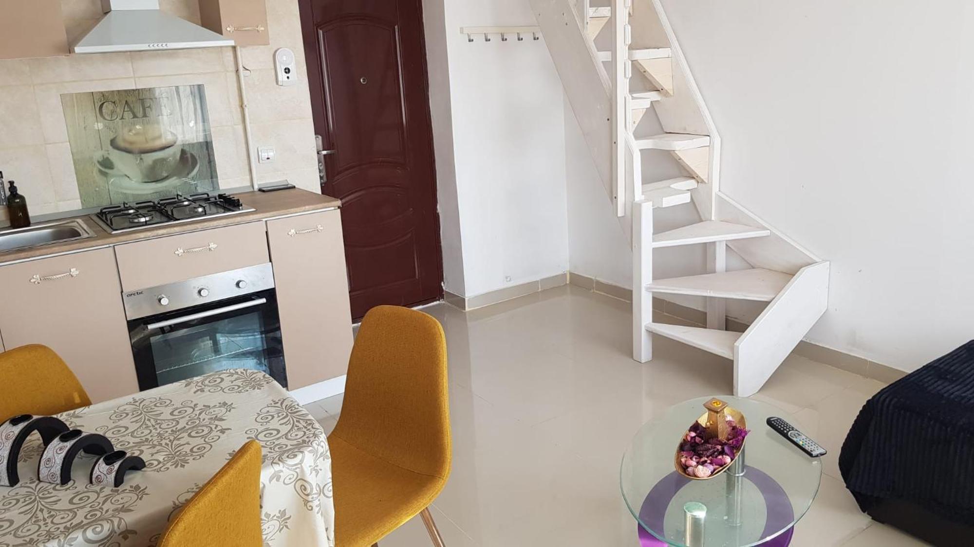 Cosy 2 Bedroom Apartment In New Town Braşov Exteriör bild