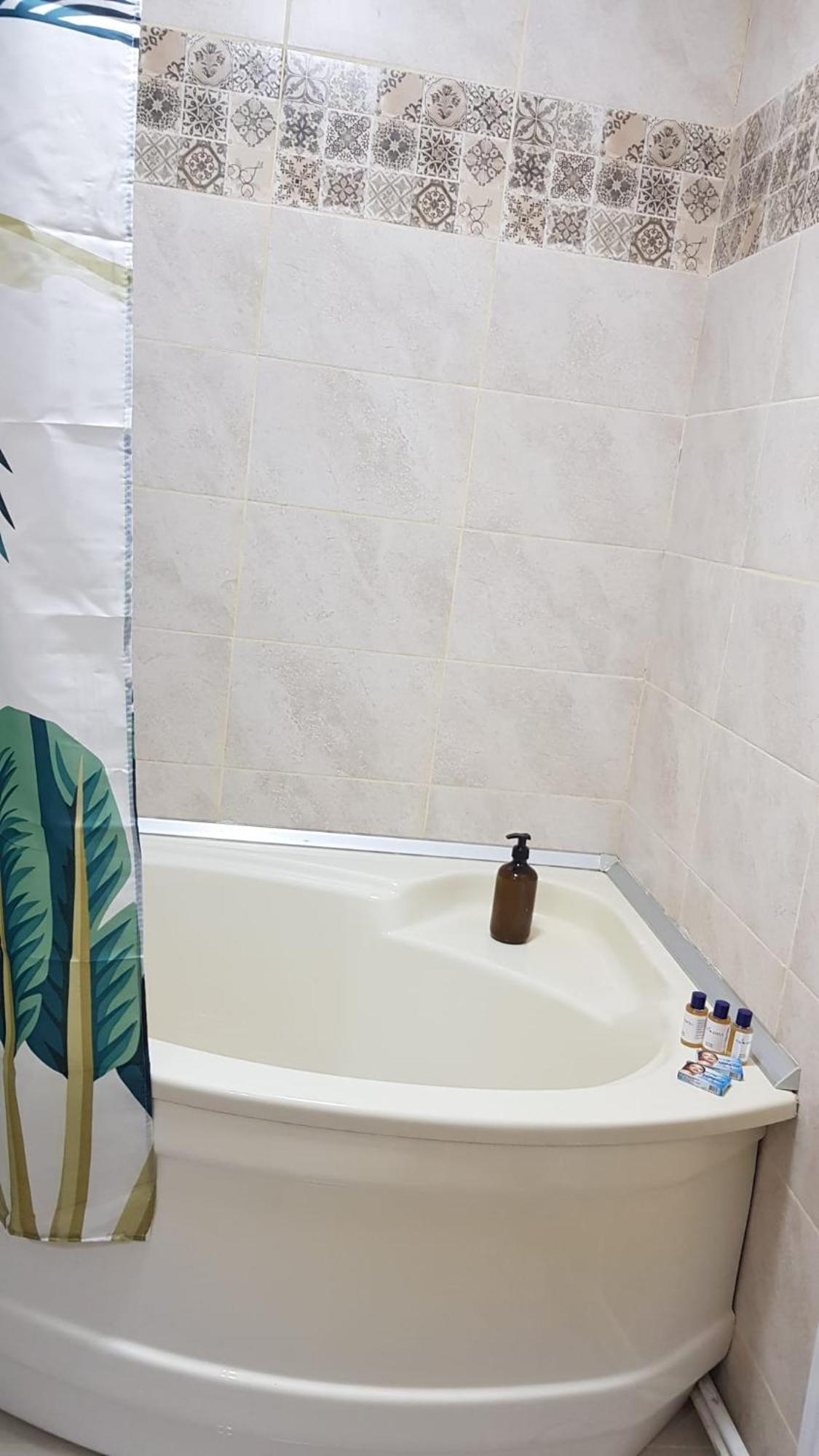 Cosy 2 Bedroom Apartment In New Town Braşov Exteriör bild